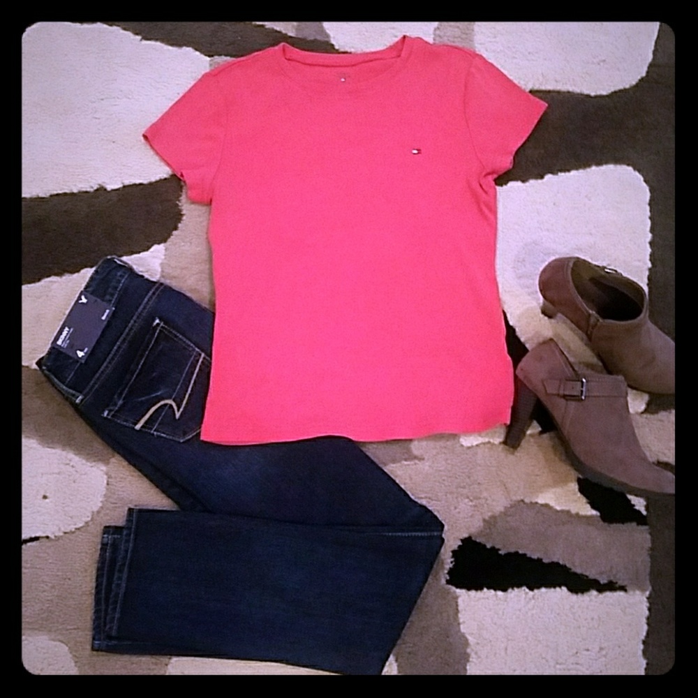 ● Vintage Tommy Hilfiger pink shirt ●